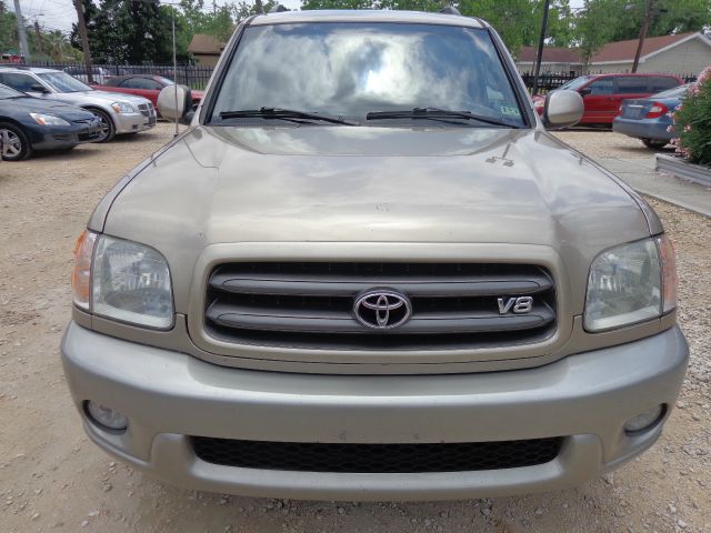 Toyota Sequoia 2004 photo 4