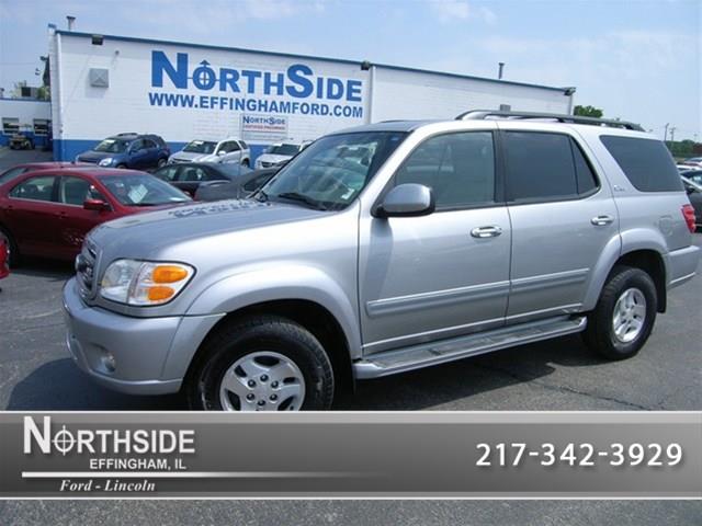 Toyota Sequoia 2004 photo 2