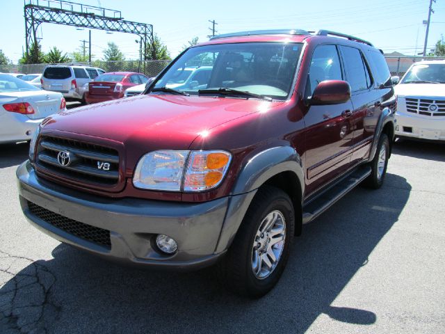 Toyota Sequoia 2004 photo 1