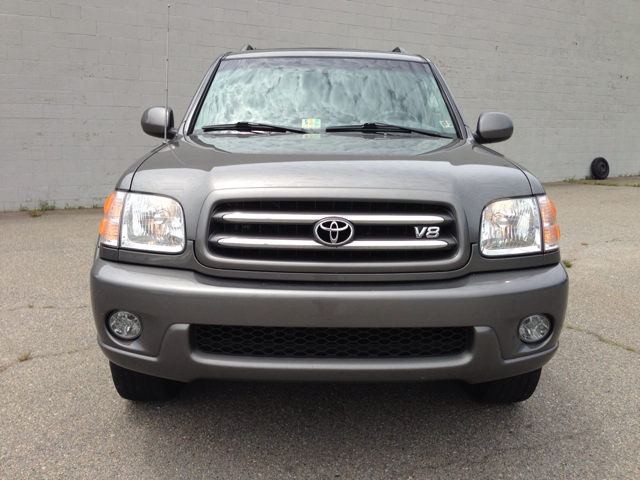 Toyota Sequoia 2004 photo 17