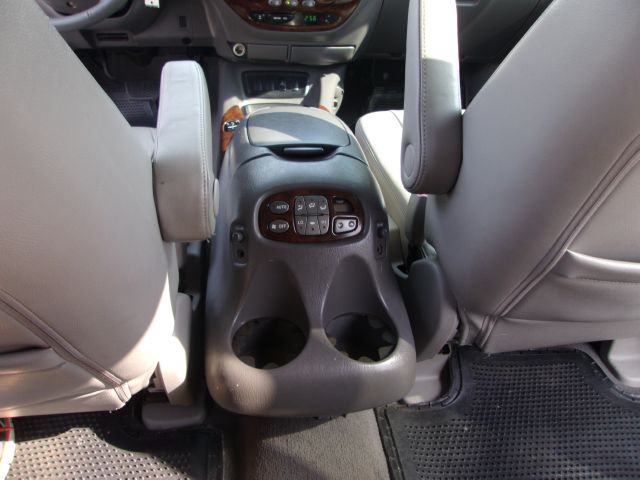 Toyota Sequoia 2005 photo 4