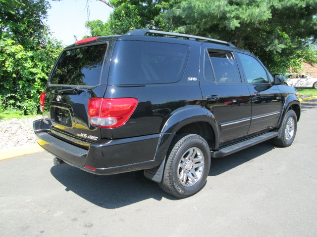 Toyota Sequoia I Limited SUV