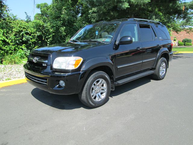 Toyota Sequoia 2005 photo 4