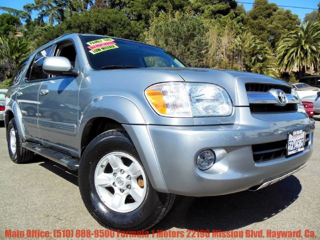 Toyota Sequoia 2005 photo 4