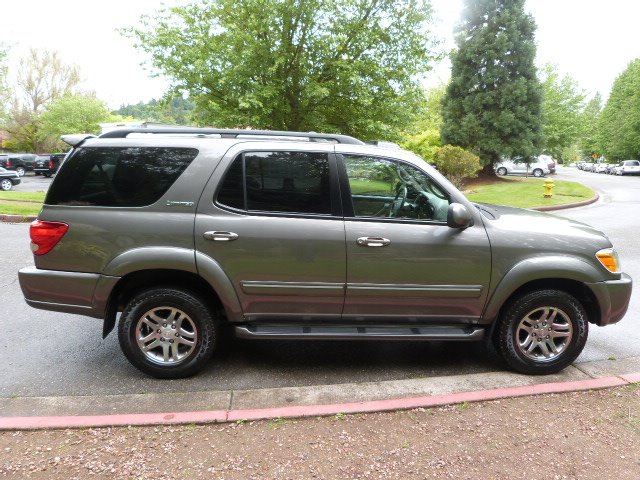 Toyota Sequoia 2005 photo 6