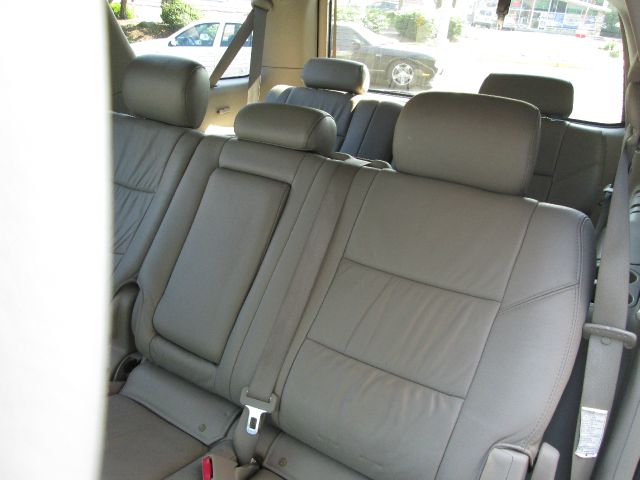 Toyota Sequoia 2005 photo 4