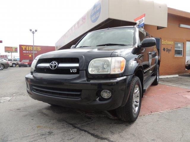 Toyota Sequoia 2005 photo 4