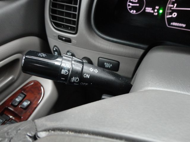 Toyota Sequoia 2005 photo 20