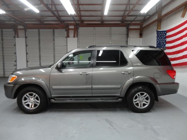 Toyota Sequoia 2005 photo 49