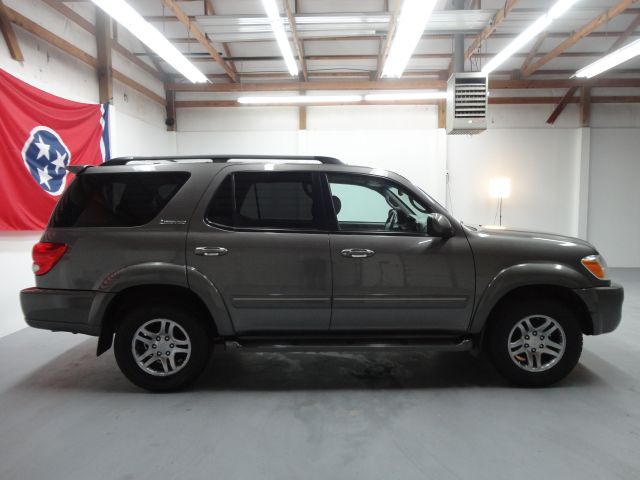 Toyota Sequoia 2005 photo 53