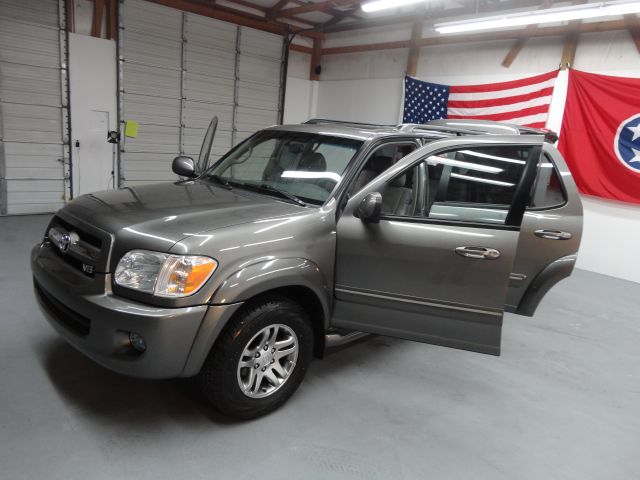 Toyota Sequoia 2005 photo 64