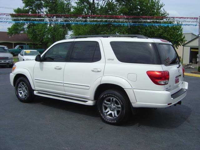 Toyota Sequoia 2006 photo 13