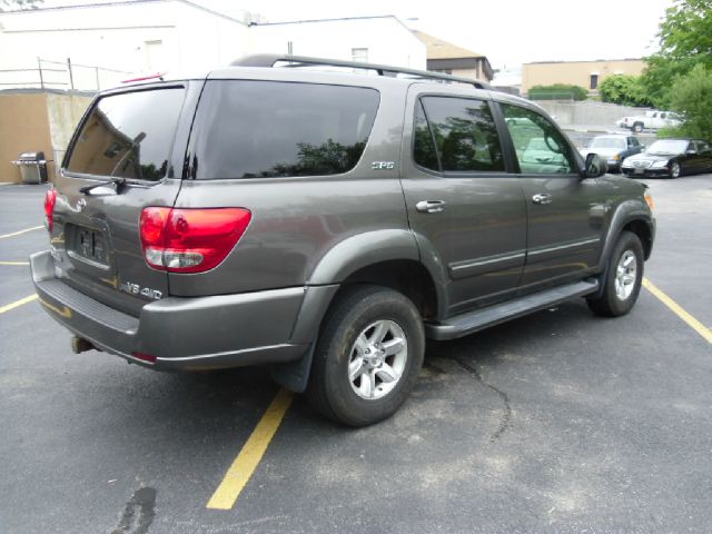 Toyota Sequoia 2006 photo 3