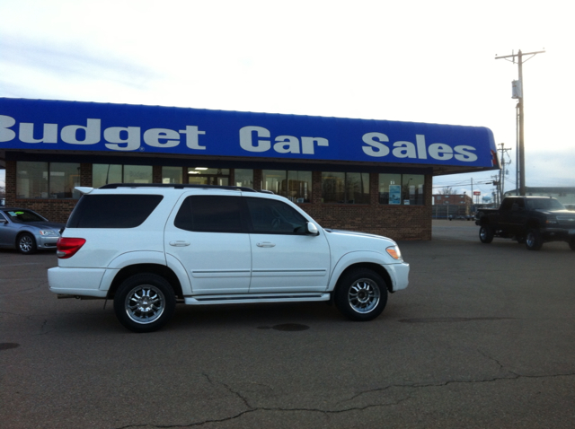 Toyota Sequoia 2006 photo 2