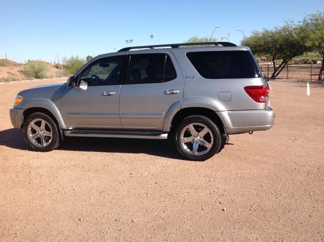 Toyota Sequoia 2006 photo 1