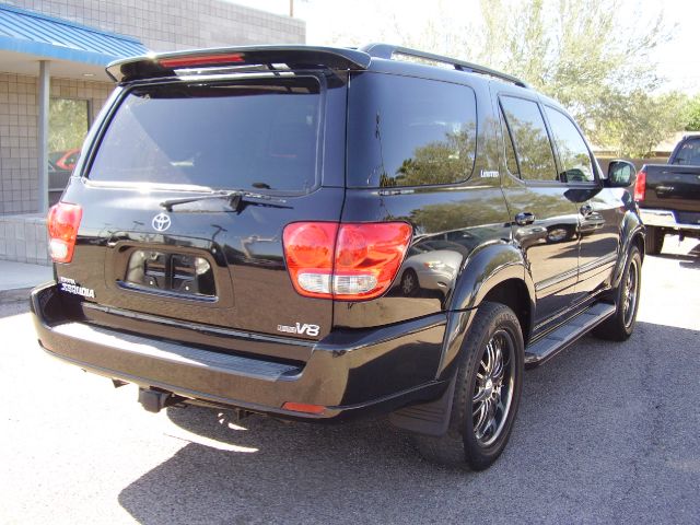 Toyota Sequoia 2006 photo 4