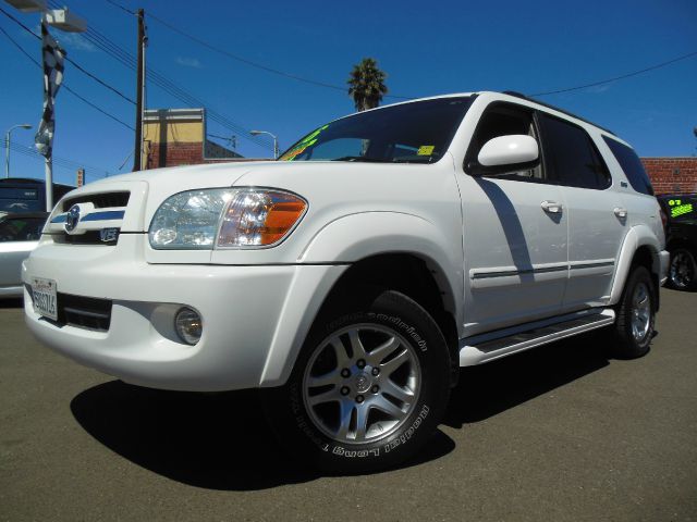 Toyota Sequoia 2006 photo 2