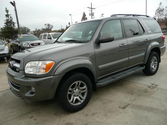 Toyota Sequoia 2006 photo 1