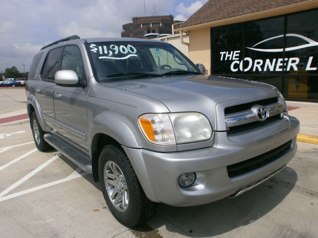 Toyota Sequoia 2006 photo 2