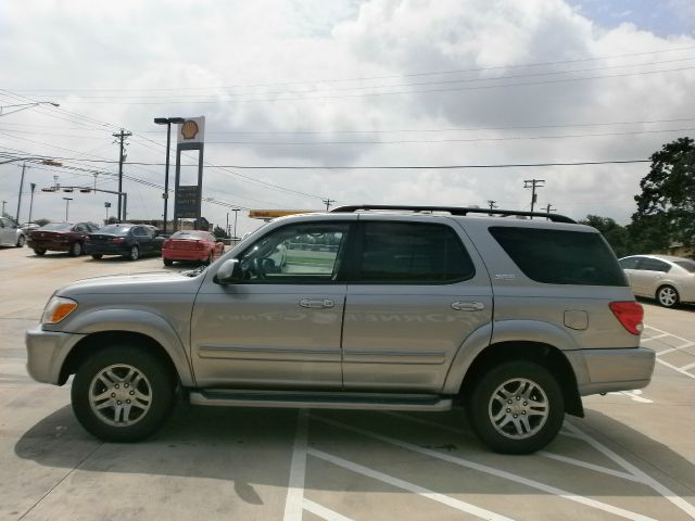 Toyota Sequoia 2006 photo 3