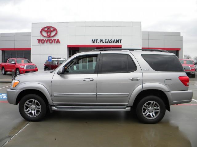 Toyota Sequoia 2.7L V6 Sport Utility