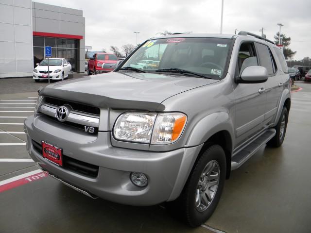 Toyota Sequoia 2006 photo 1