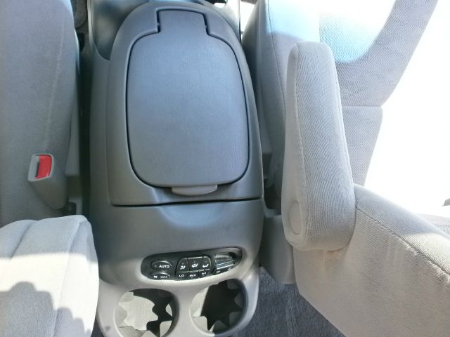 Toyota Sequoia 2006 photo 1