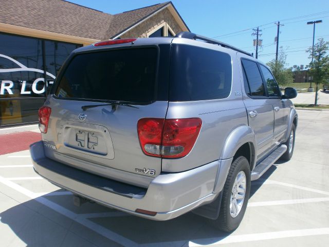 Toyota Sequoia 2006 photo 19