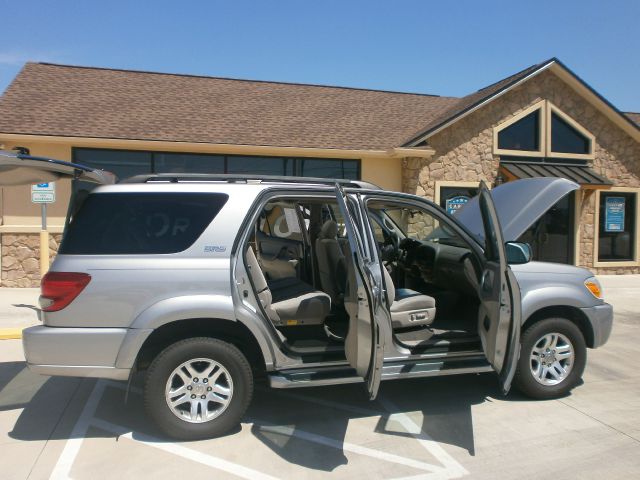 Toyota Sequoia 2006 photo 7