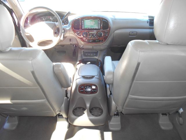 Toyota Sequoia 2006 photo 4