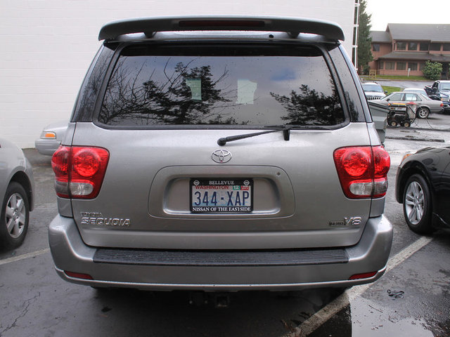 Toyota Sequoia 2006 photo 4