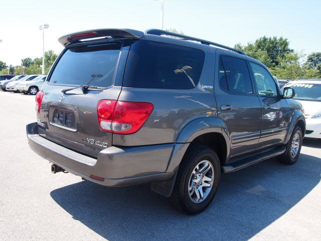 Toyota Sequoia 2006 photo 5