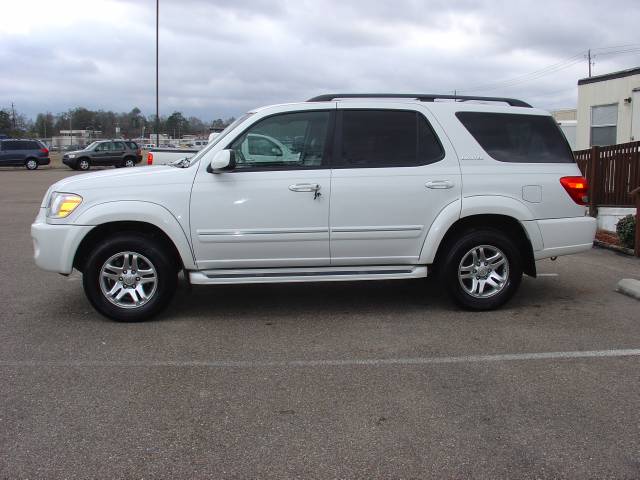 Toyota Sequoia 2006 photo 1