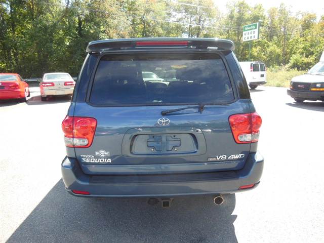 Toyota Sequoia 2007 photo 5