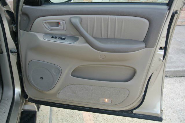 Toyota Sequoia 2007 photo 33