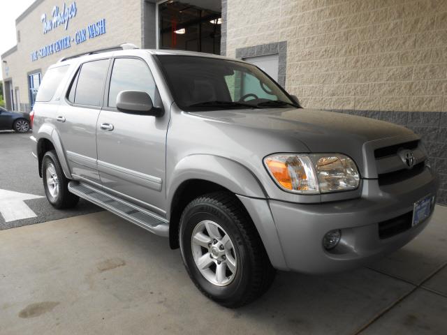 Toyota Sequoia 2007 photo 2