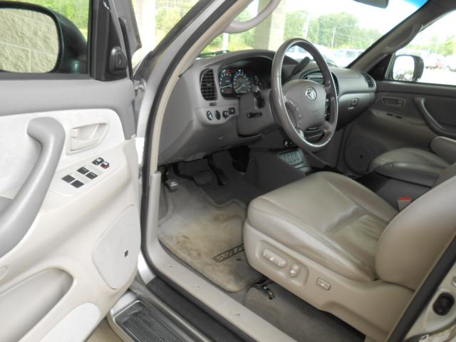 Toyota Sequoia 2007 photo 3