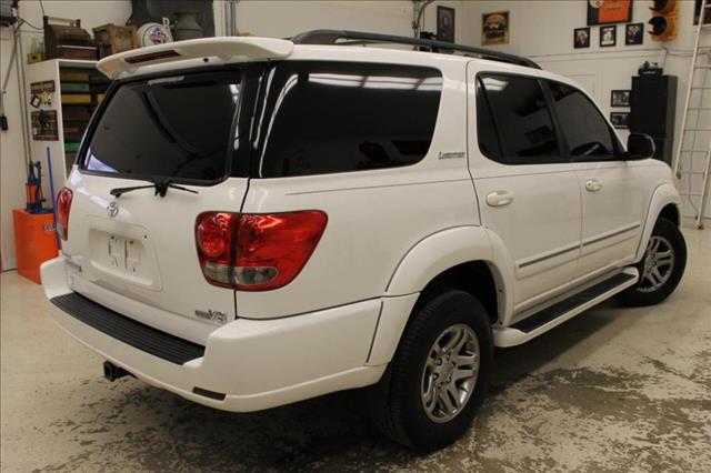 Toyota Sequoia 2007 photo 1