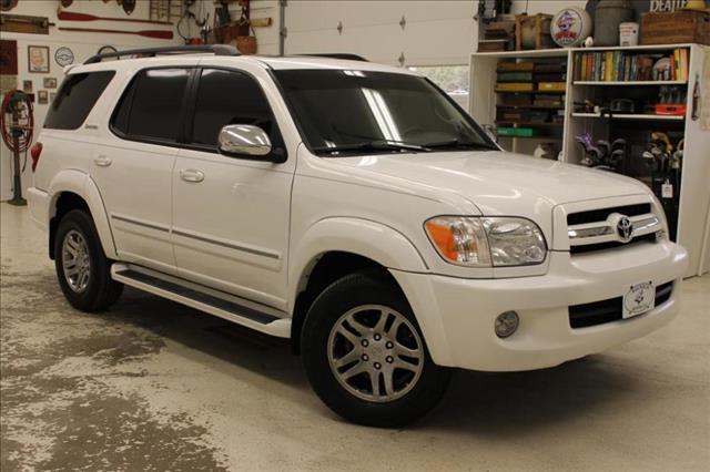 Toyota Sequoia 2007 photo 2