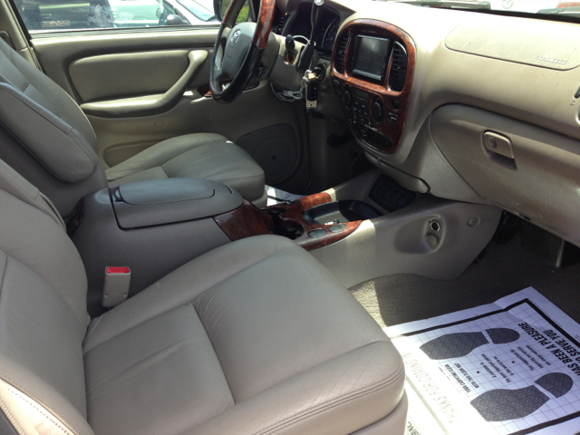 Toyota Sequoia 2007 photo 2