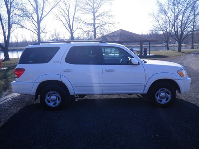 Toyota Sequoia 2007 photo 3