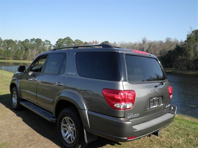 Toyota Sequoia 2007 photo 4