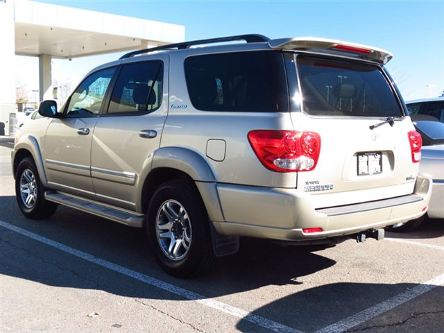 Toyota Sequoia 2007 photo 2