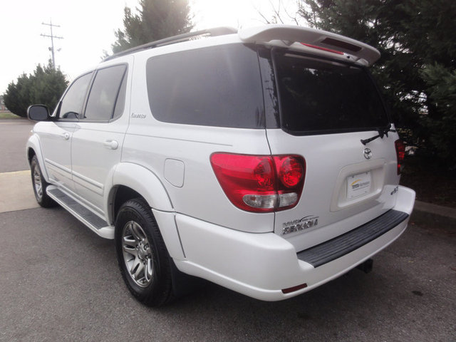 Toyota Sequoia 2007 photo 4