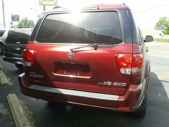 Toyota Sequoia I Limited SUV