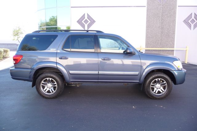 Toyota Sequoia 2007 photo 2