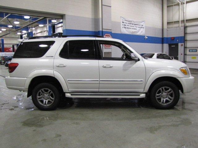 Toyota Sequoia 2007 photo 2