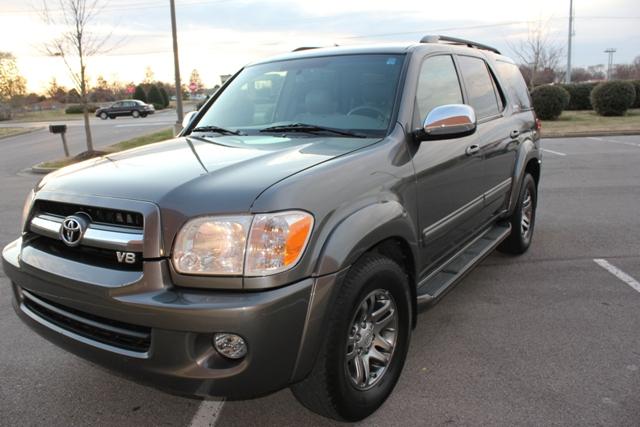 Toyota Sequoia 2007 photo 1