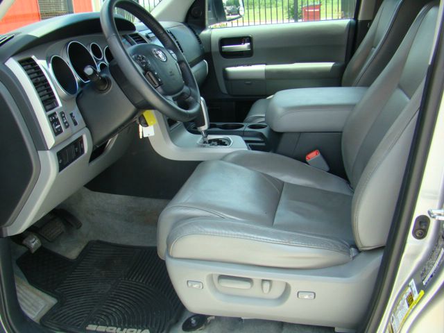 Toyota Sequoia 2008 photo 36