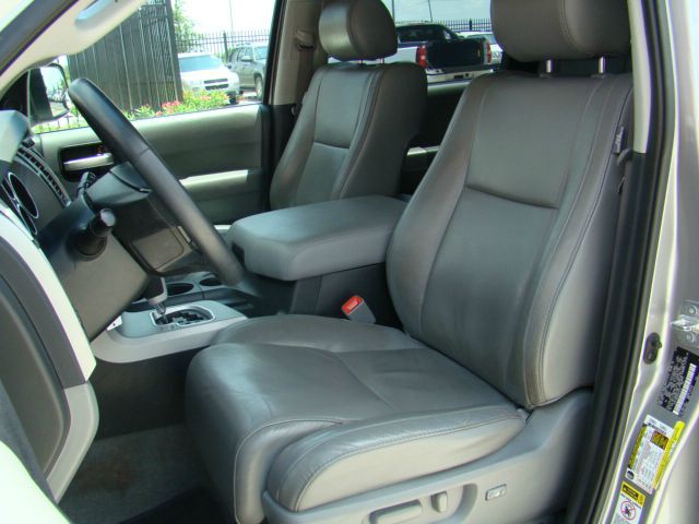 Toyota Sequoia 2008 photo 40